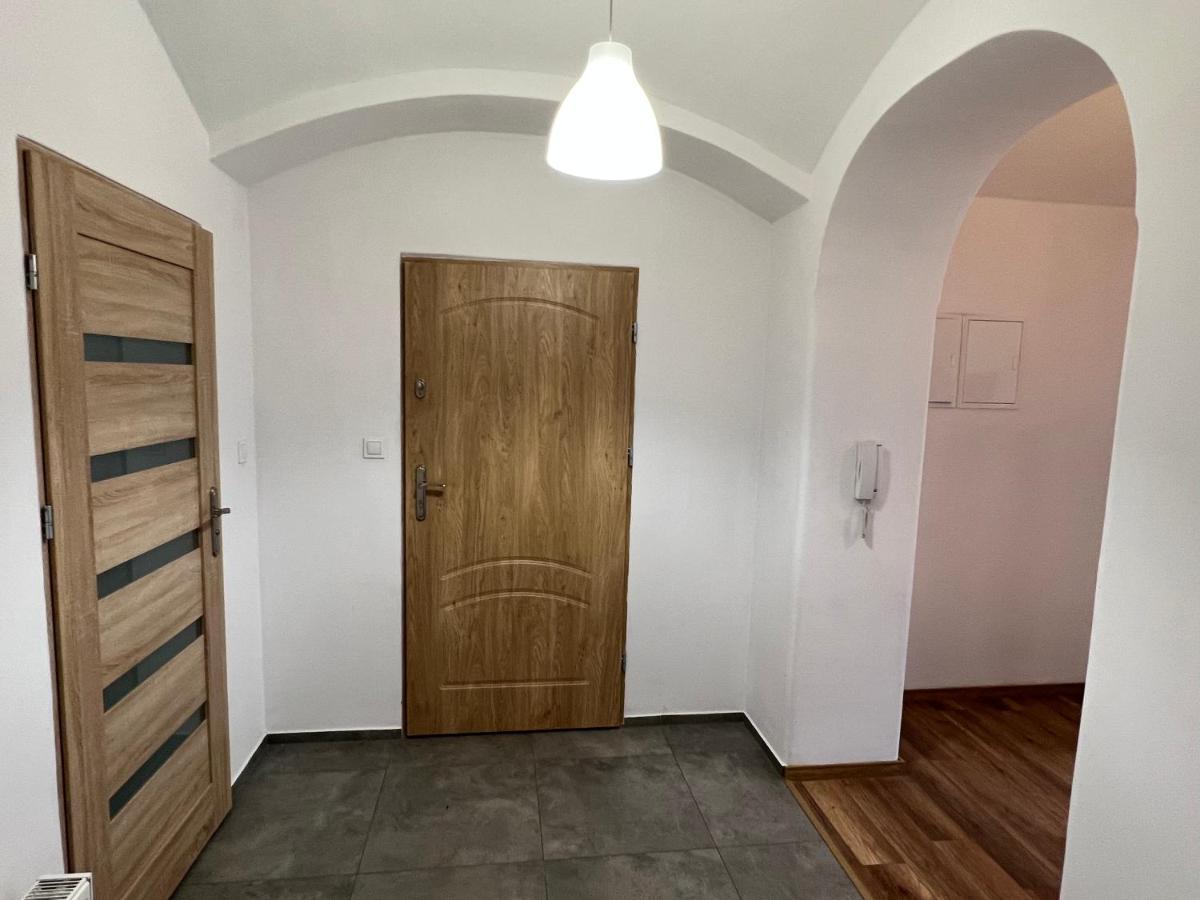 Apartament 3 Pokojowy Z Parkingiem Zabkowice Ślaskie Exterior foto