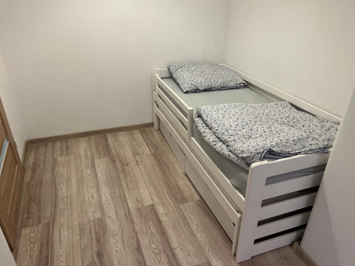 Apartament 3 Pokojowy Z Parkingiem Zabkowice Ślaskie Exterior foto